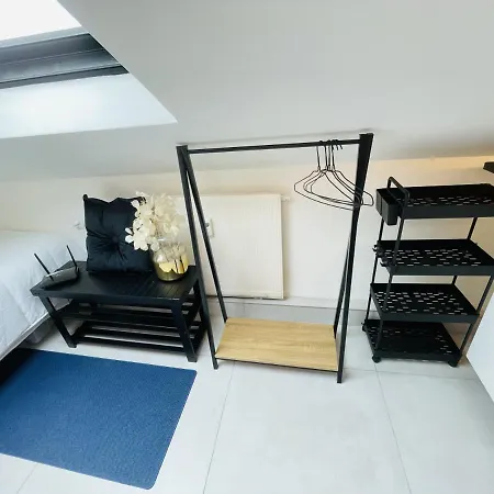 Lovely Mini Attic Apartamento *