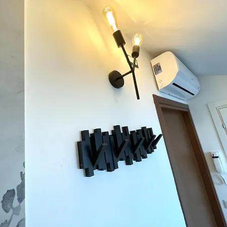 Lovely Mini Attic 라팔로