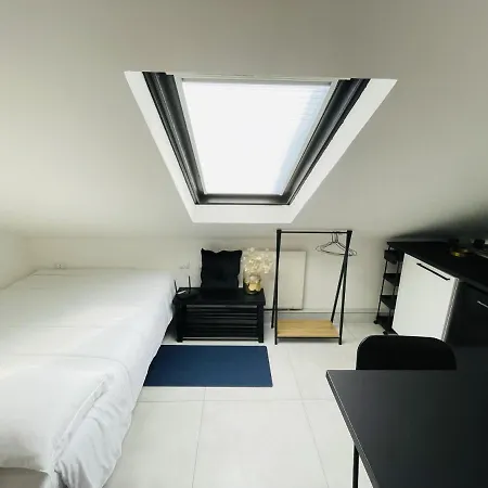 Lovely Mini Attic 라팔로